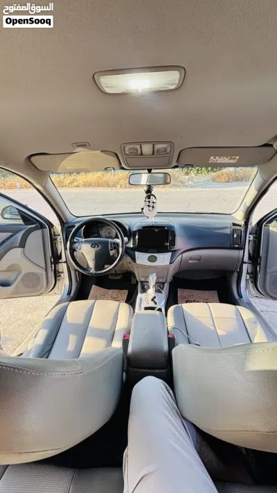 Hyundai Avante Limited 4