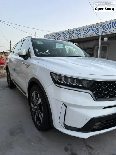 كيا سورينتو Standard 3