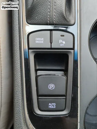 Toyota Camry XSE 3