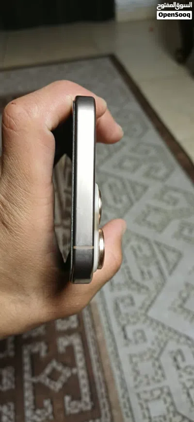 ايفون 16 برو ماكس بسعر نااااار 3