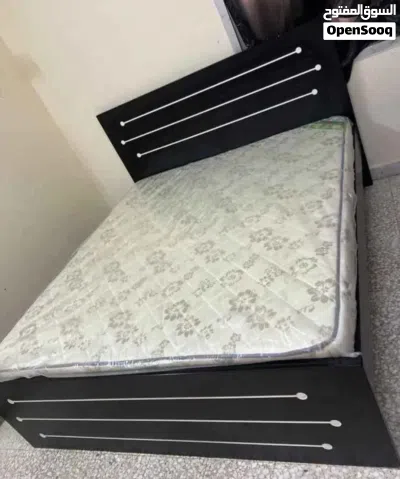 queen Size bed frame with mattress for sell brand new 2