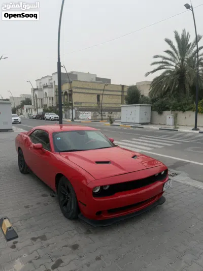 دۆج چالەنجەر SXT 4