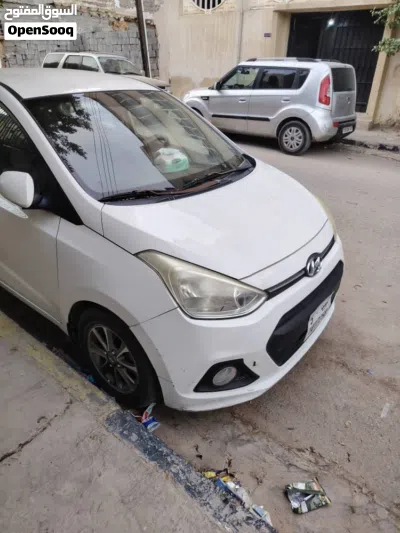 Hyundai i10 Standard 3