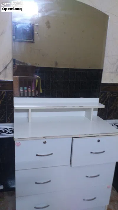 dressing table 2