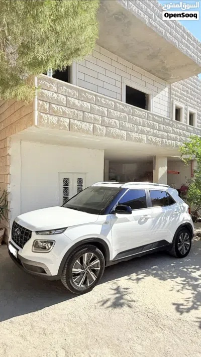 هيونداي فينيو Standard 2