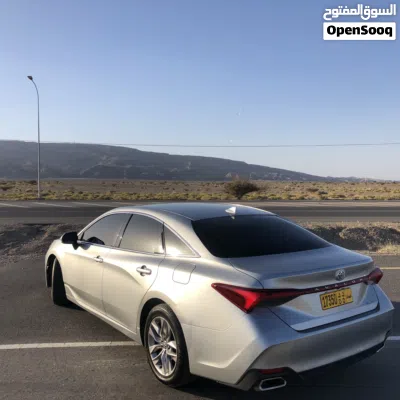 تويوتا افالون XLE 4