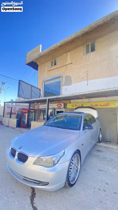 BMW 5 Series 520 2