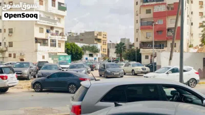 محل في الدهماني ماشاءالله للايجار لشهري موقع بقرب م الحاضرة للتواصل وتساب لوسمحتوا ولعرض تحت وصور . 2