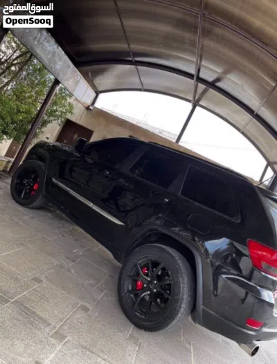 جيب جراند شيروكى Limited 4