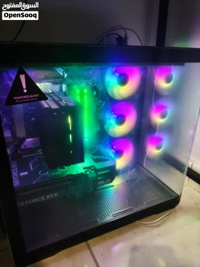 gaming PC RTX 5070 + monitor 27 inch 4