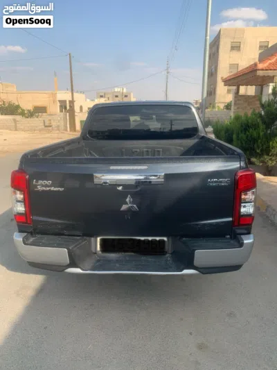 Mitsubishi L200 Standard 3