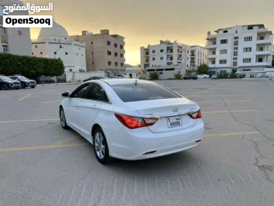 هيونداي سوناتا GL 2