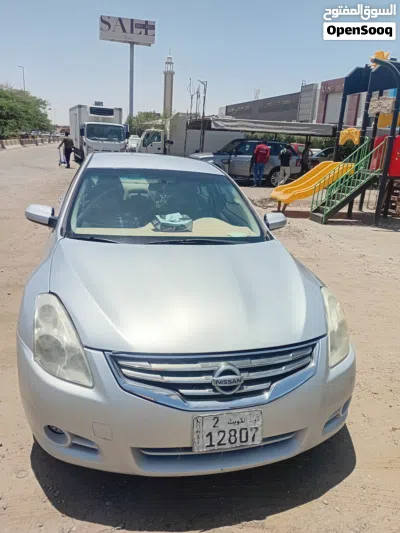 نيسان التيما SV 2