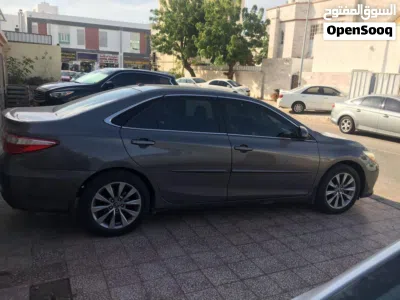 Toyota Camry XLE 3