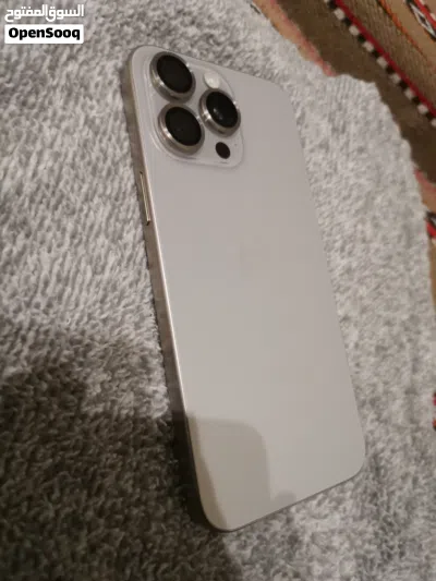 iPhone 15 pro max 256Gb natural titanium 3
