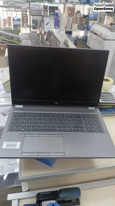 Hp zbook fury 15 g8 Core i7 11th 16/512 Vga 4 gb 15.6 inch 4