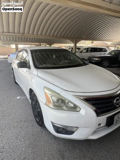 نيسان التيما S 3