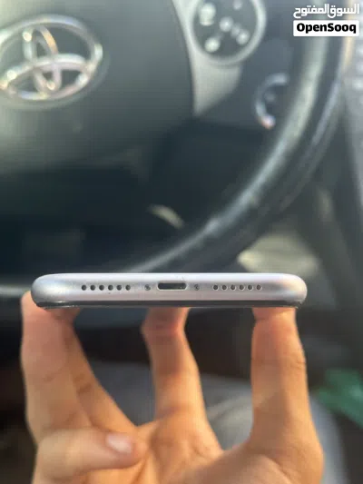 iPhone 11 128g 3