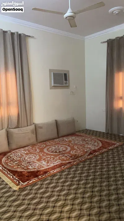 بيت للإيجار في منطقة الرويس مطل على البحر 4
