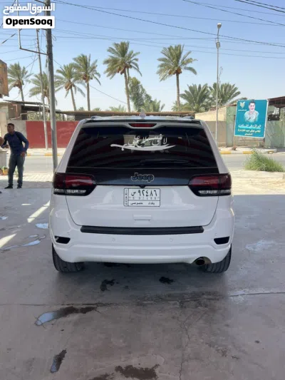 Jeep Grand Cherokee Laredo 3