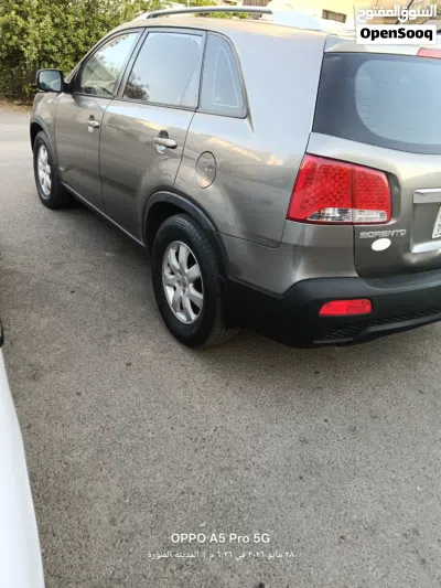 Kia Sorento Standard 2