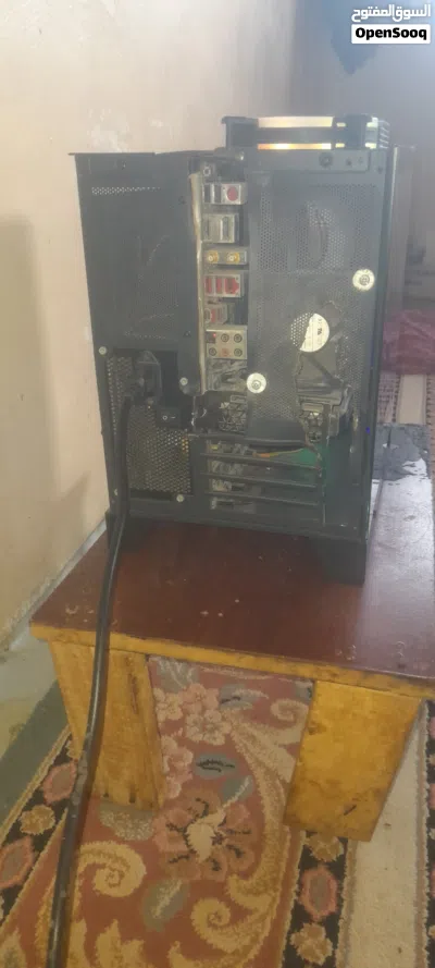 البيع كمبيوتر قيمنق المواصفات خارقة 4