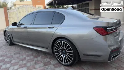 BMW 7 Series 740i Sedan 3