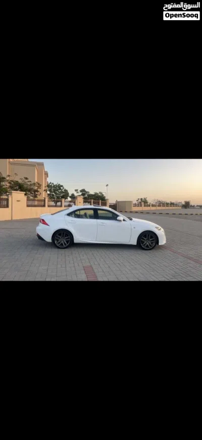 لكزس IS IS 200 2