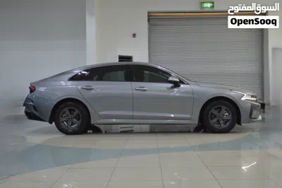 Kia K5 Standard 3