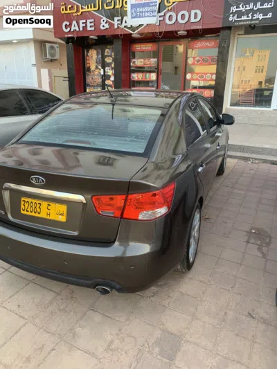 Kia Cerato EX 2