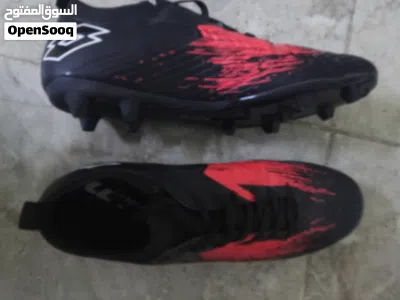 حذاء ستد تفاصيله جوه 3