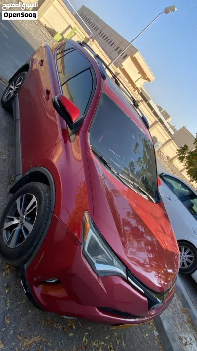 Toyota RAV 4 XLE 2