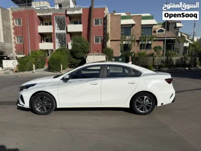 Kia K3 Standard 3