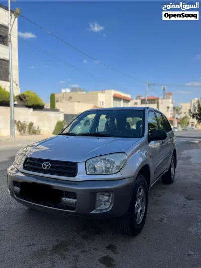 Toyota RAV 4 EX 2