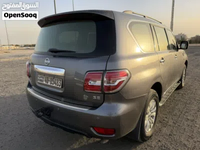 Nissan Patrol SE 2
