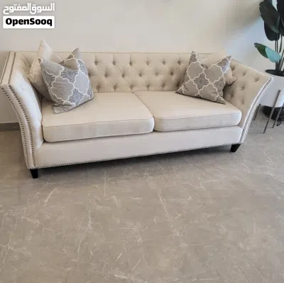 Beautiful sofa set 3