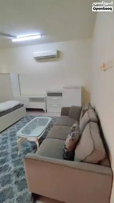 استوديوا للايجار شامل الكهرباء والماء والانترنت 4