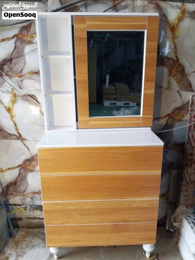 ميز تواليت برفوف 2