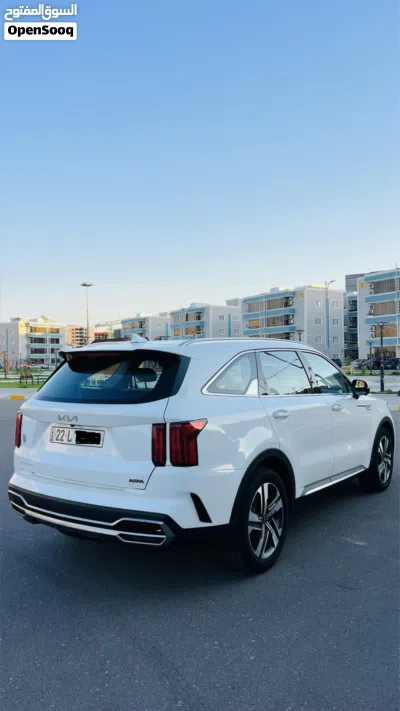 كيا سورينتو Standard 3
