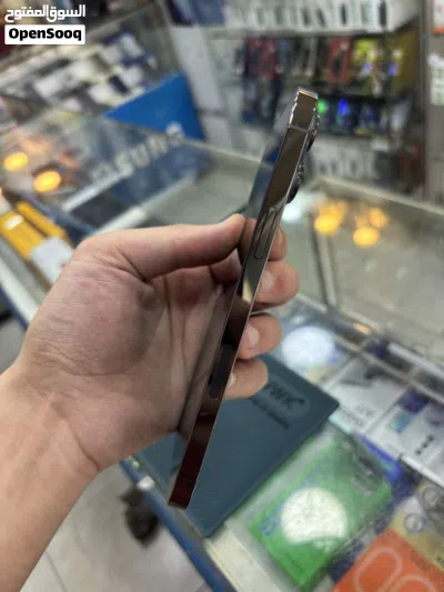 13pro max لا مفتوح ولا مصلح كامل قطعو الاصلية وتر بروف 256جيجا ذاكرة كبيرة بسعر حرق ومن الاخر 335 4