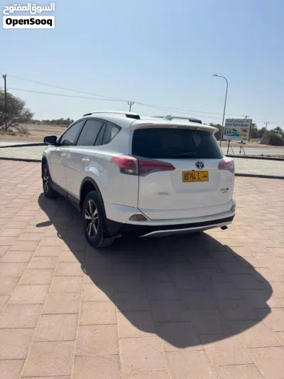 تويوتا راف فور XLE 2