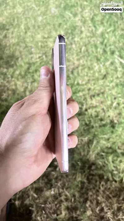 سامسونگ S22 بلس 4