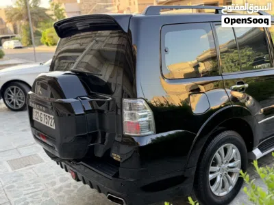 Mitsubishi Pajero GLS Plus 4
