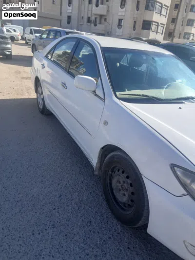 Toyota Camry GL 2