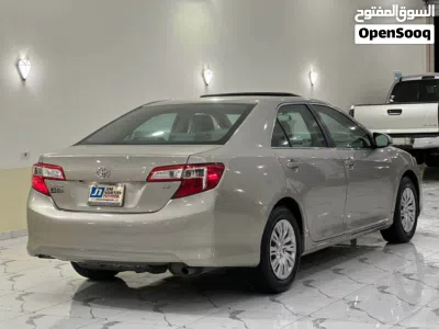 Toyota Camry LE 3