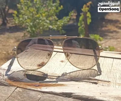 نظارة فرزاتشي Aviator أصلية ذهبية – فخامة وأناقة – حالة ممتازة جداً . 2