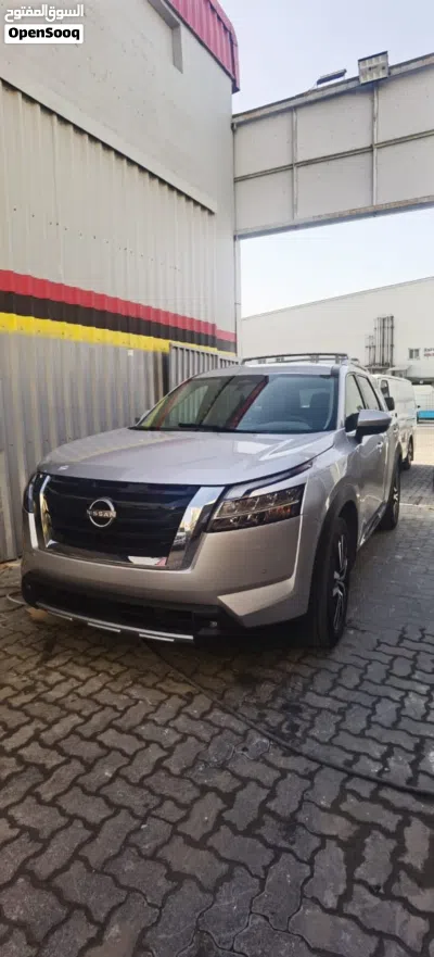 نيسان باثفايندر SV 2