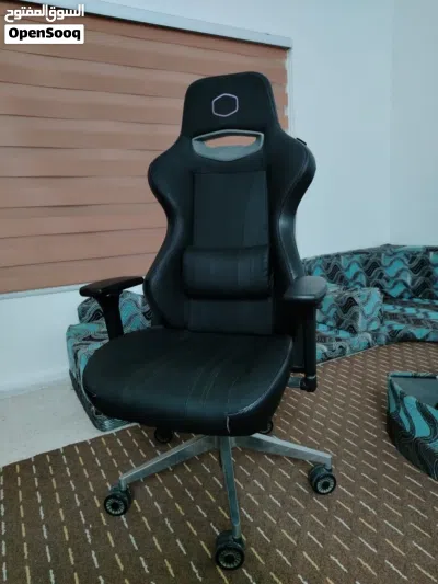 Cooler Master Caliber X1 Gaming Chair - premium carbon fiber كرسي قيمنق العاب بحالة ممتازة 3