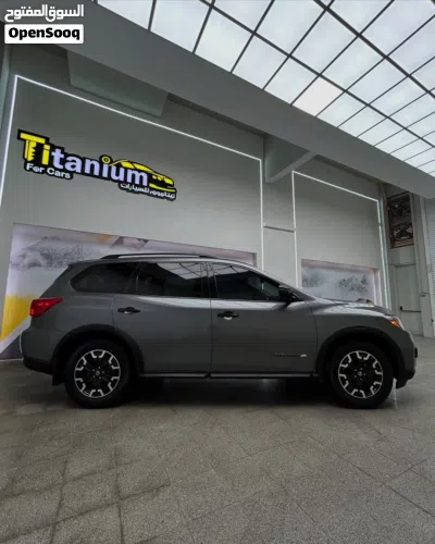 Nissan Pathfinder SL 2