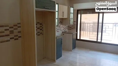 السابع ـ شقق فارغه للايجار مناسبه جدا لعرسان لا تحتاج صيانه جاهزه للسكن 4